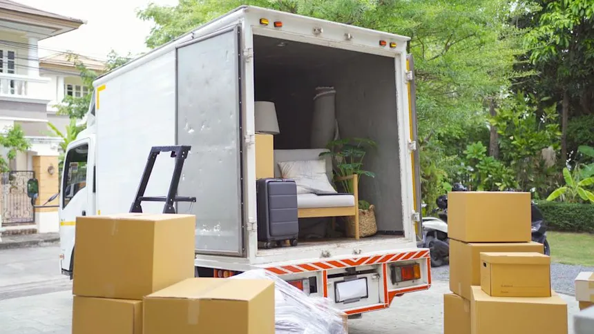 The Two Hours Before the Moving Truck Arrives Are Usually the Most Chaotic